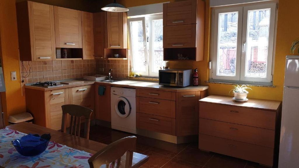 Apartments Roses Dobrinj المظهر الخارجي الصورة