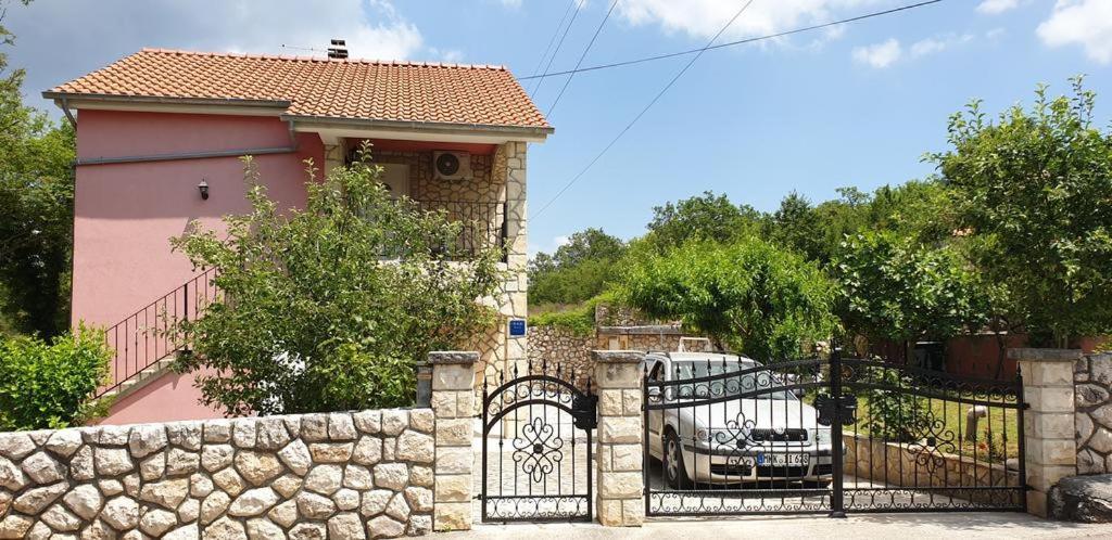 Apartments Roses Dobrinj المظهر الخارجي الصورة
