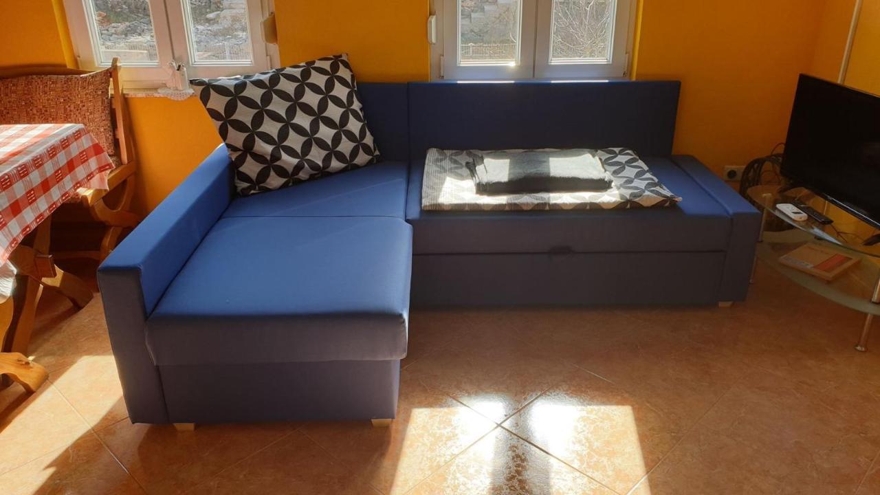 Apartments Roses Dobrinj المظهر الخارجي الصورة