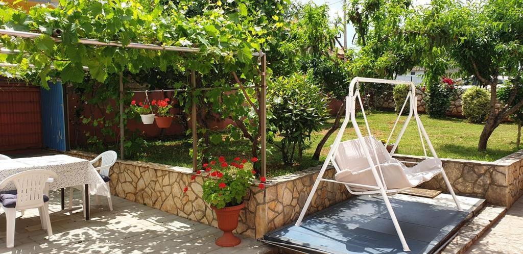 Apartments Roses Dobrinj المظهر الخارجي الصورة