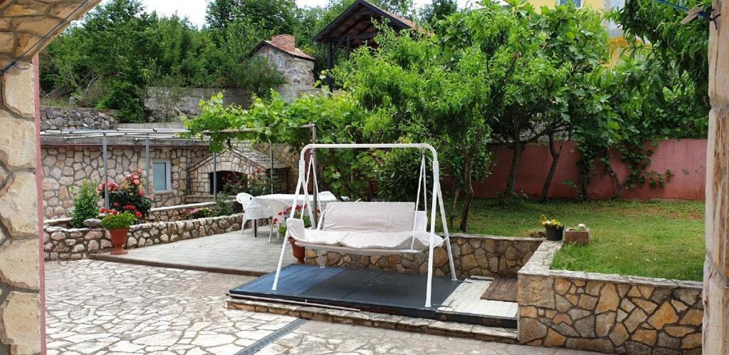 Apartments Roses Dobrinj المظهر الخارجي الصورة