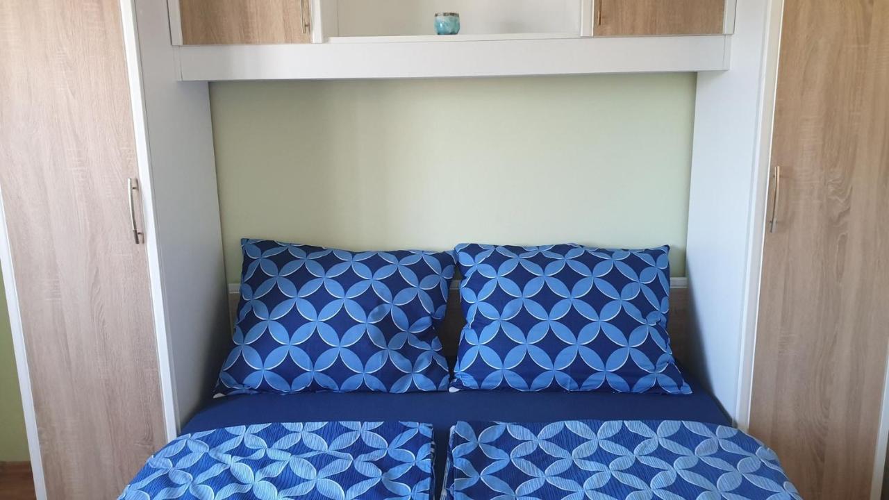 Apartments Roses Dobrinj المظهر الخارجي الصورة