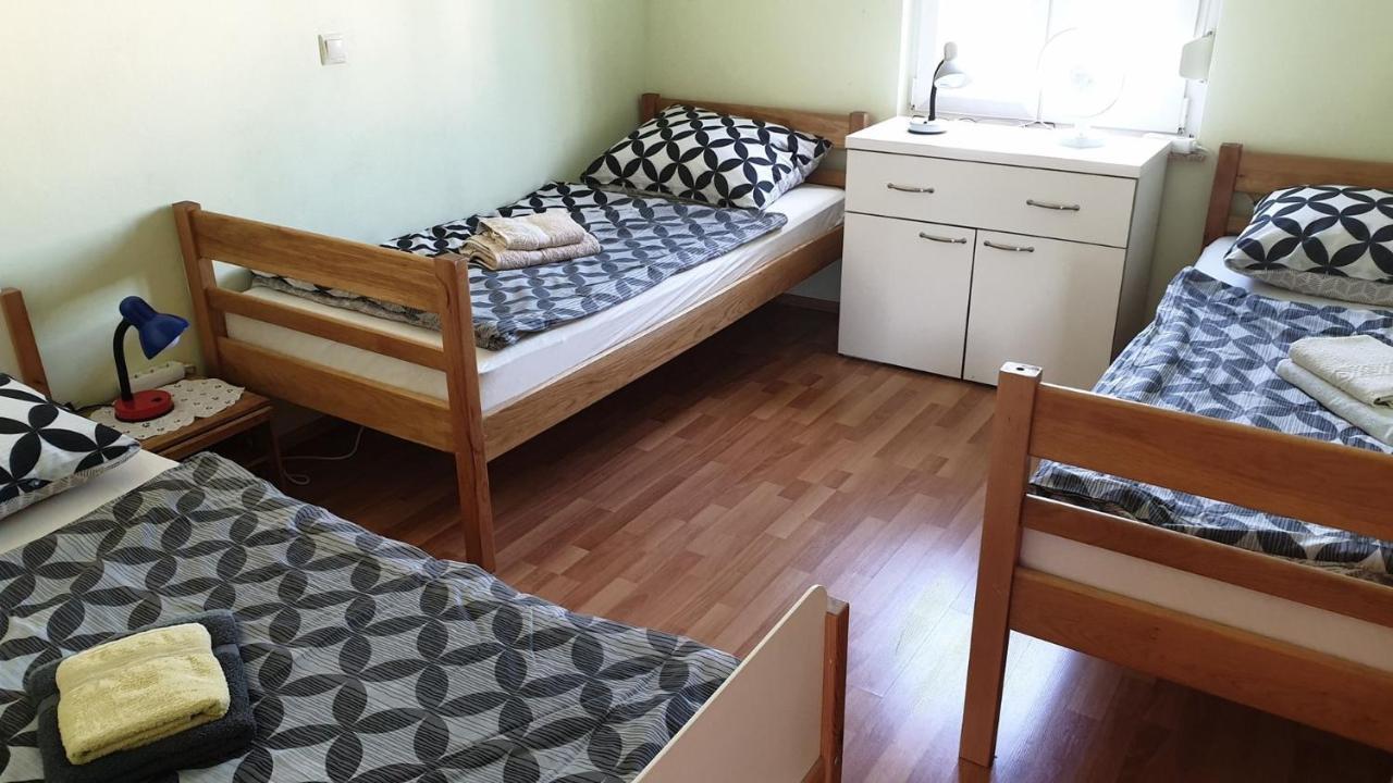 Apartments Roses Dobrinj المظهر الخارجي الصورة