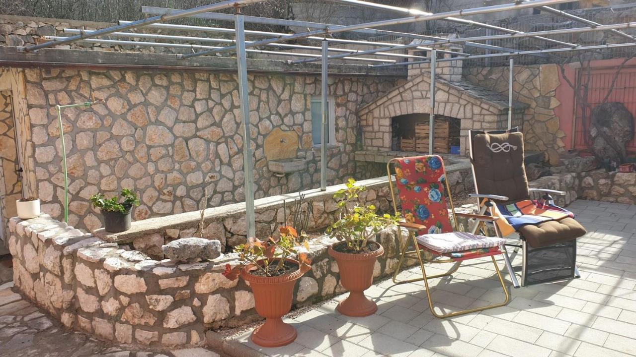 Apartments Roses Dobrinj المظهر الخارجي الصورة