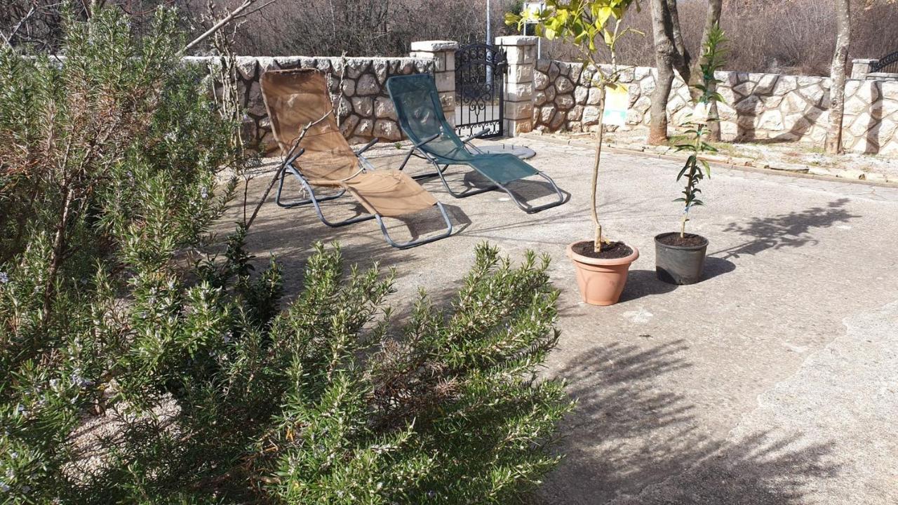 Apartments Roses Dobrinj المظهر الخارجي الصورة